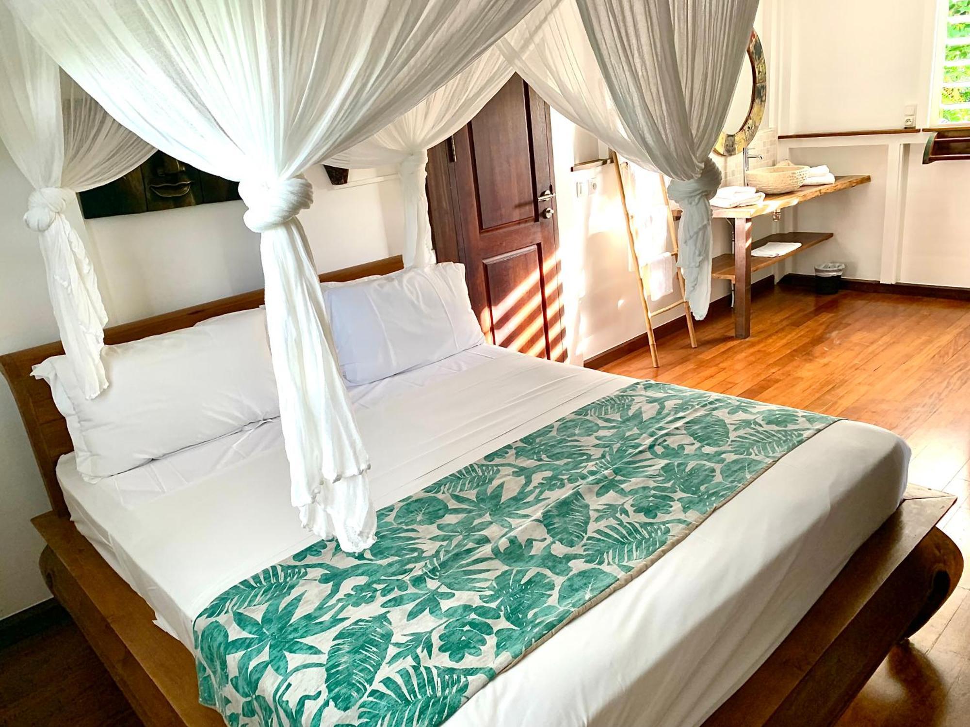 Domaine Saint-Francois Hotel ภายนอก รูปภาพ